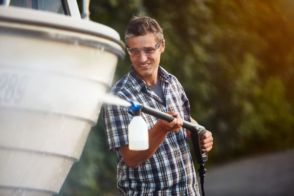 ES Caravan & Boat Cleaner - Image 3